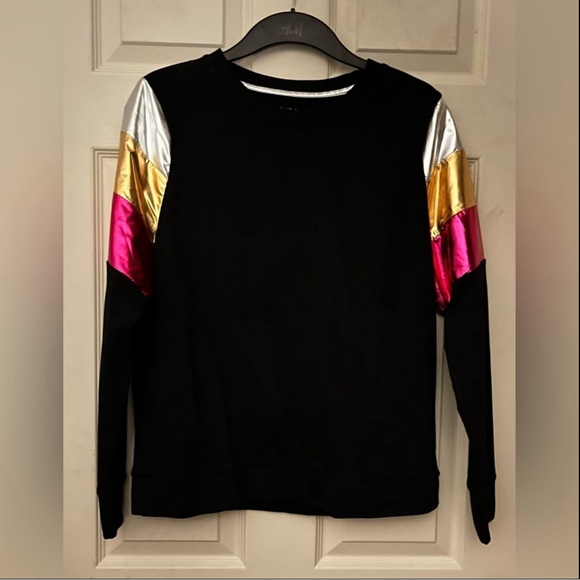 Women’s black metallic sweat set - size medium - Picture 3 of 6